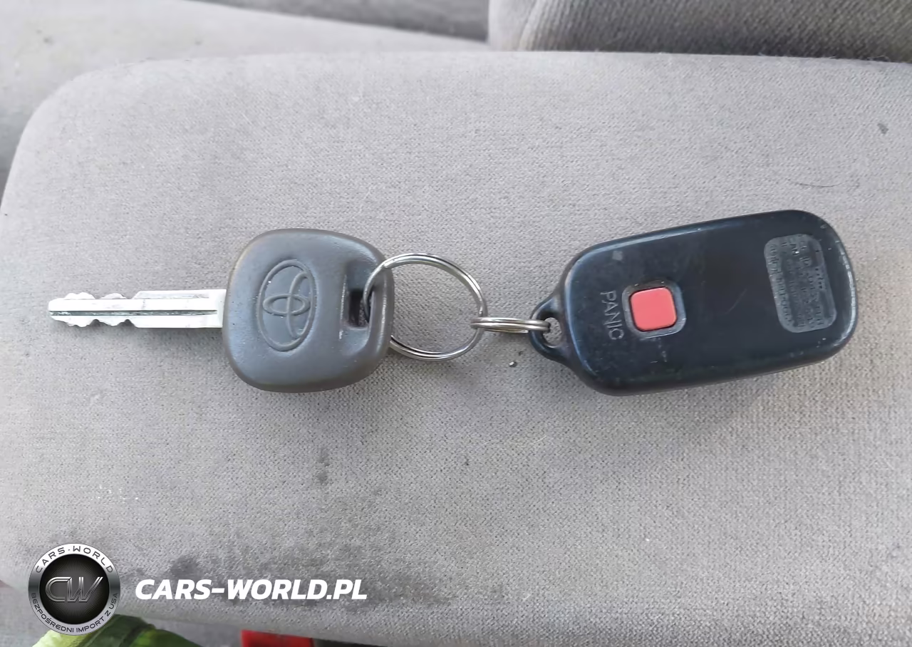 2006 Toyota Corolla Le VIN:1NXBR32E16Z753705 - 11