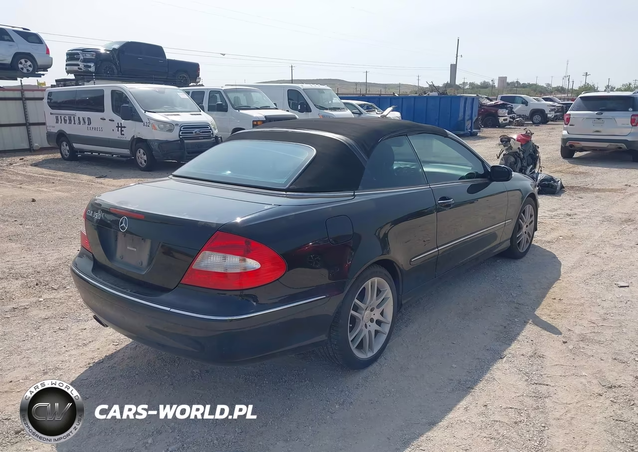 2009 Mercedes-Benz Clk 350 VIN:WDBTK56F99T102200 - 4