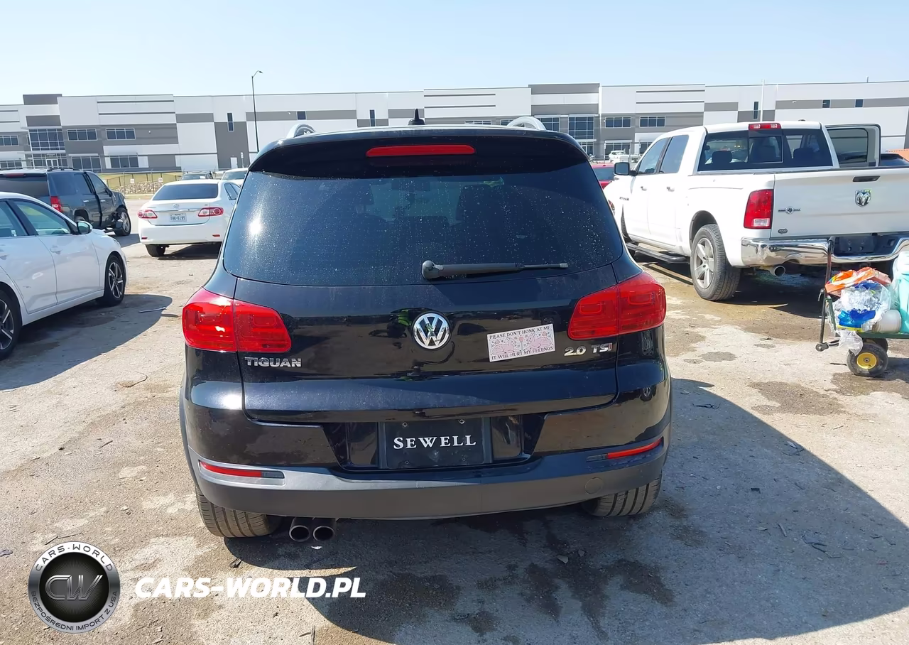 2014 Volkswagen Tiguan R-Line VIN:WVGAV3AX4EW054551 - 16