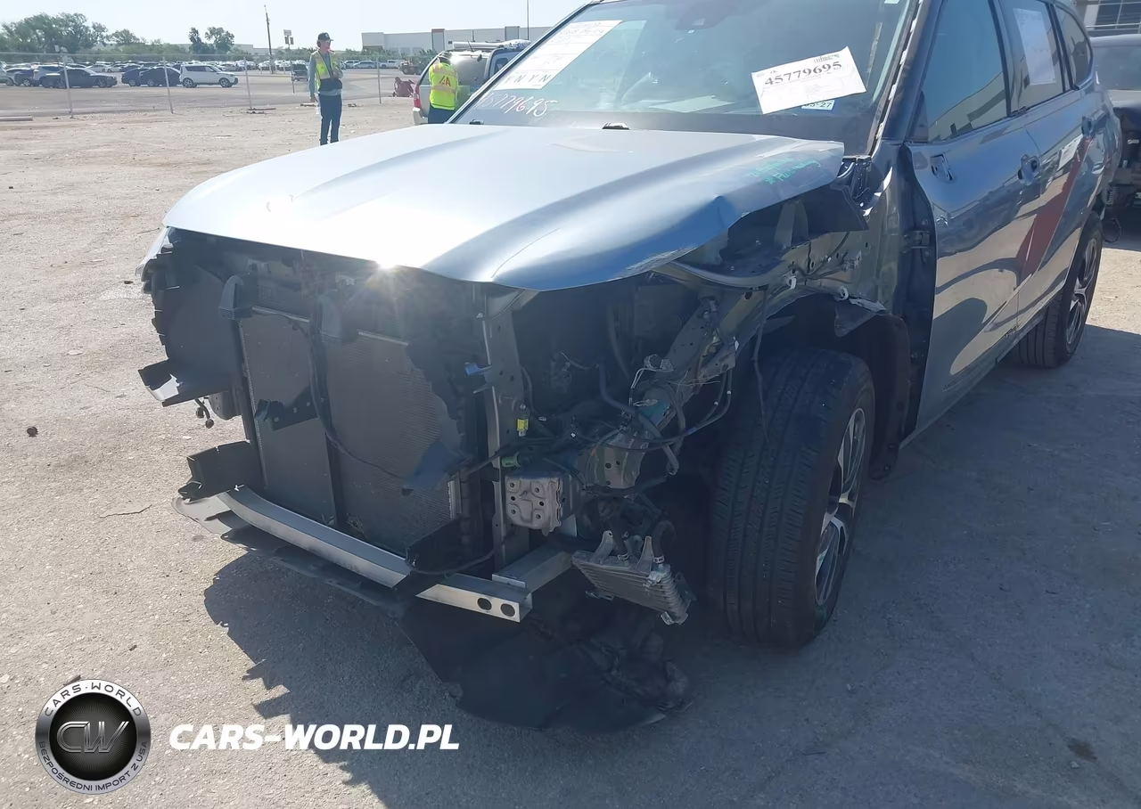 2022 Toyota Highlander Xle VIN:5TDHZRAH5NS135819 - 6
