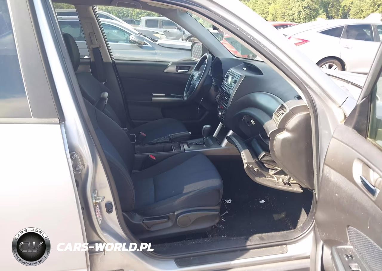 2013 Subaru Forester 2.5X Premium VIN:JF2SHADC5DH431826 - 5