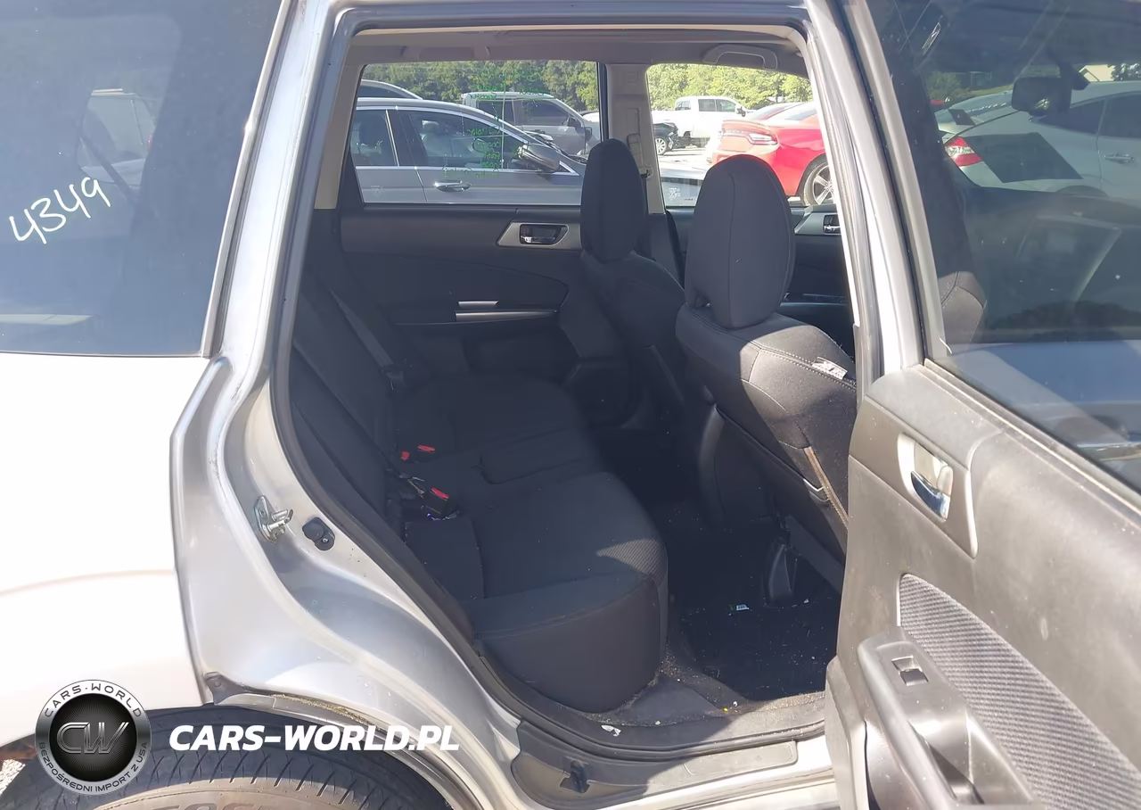 2013 Subaru Forester 2.5X Premium VIN:JF2SHADC5DH431826 - 8