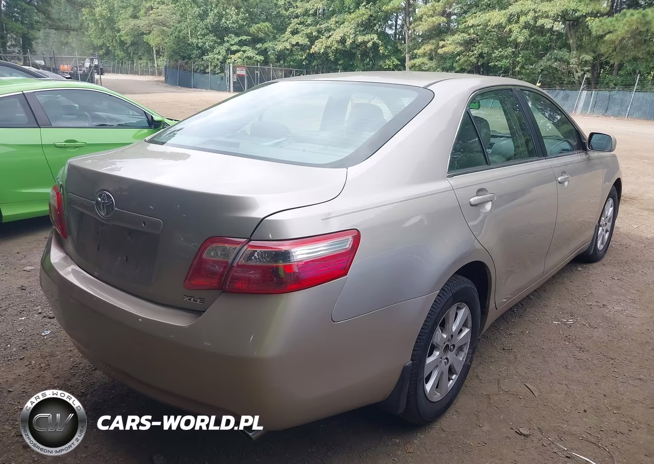2008 Toyota Camry Xle VIN:4T1BE46KX8U213063 - 4