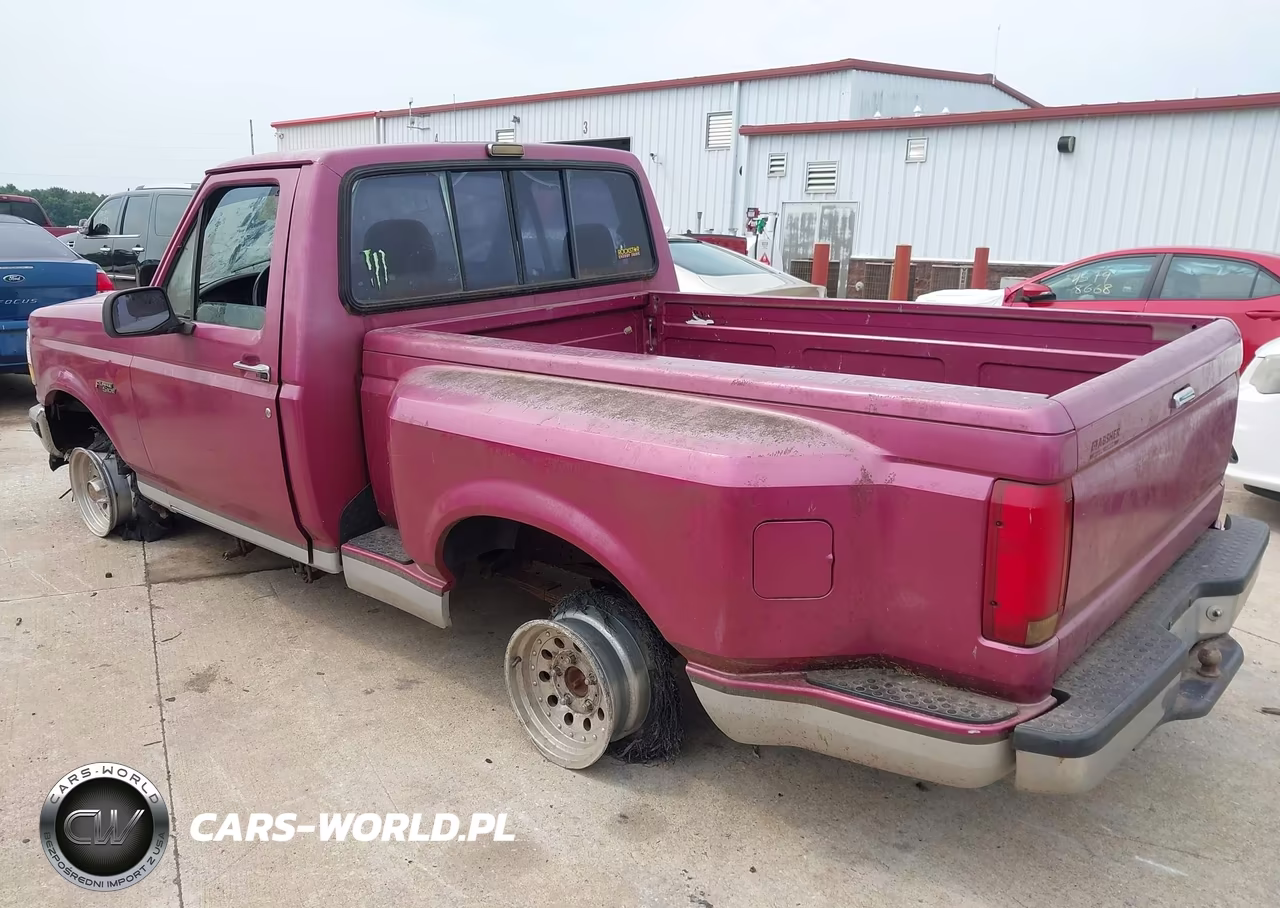 1992 Ford F150 VIN:1FTCF15YXNKA99826 - 3