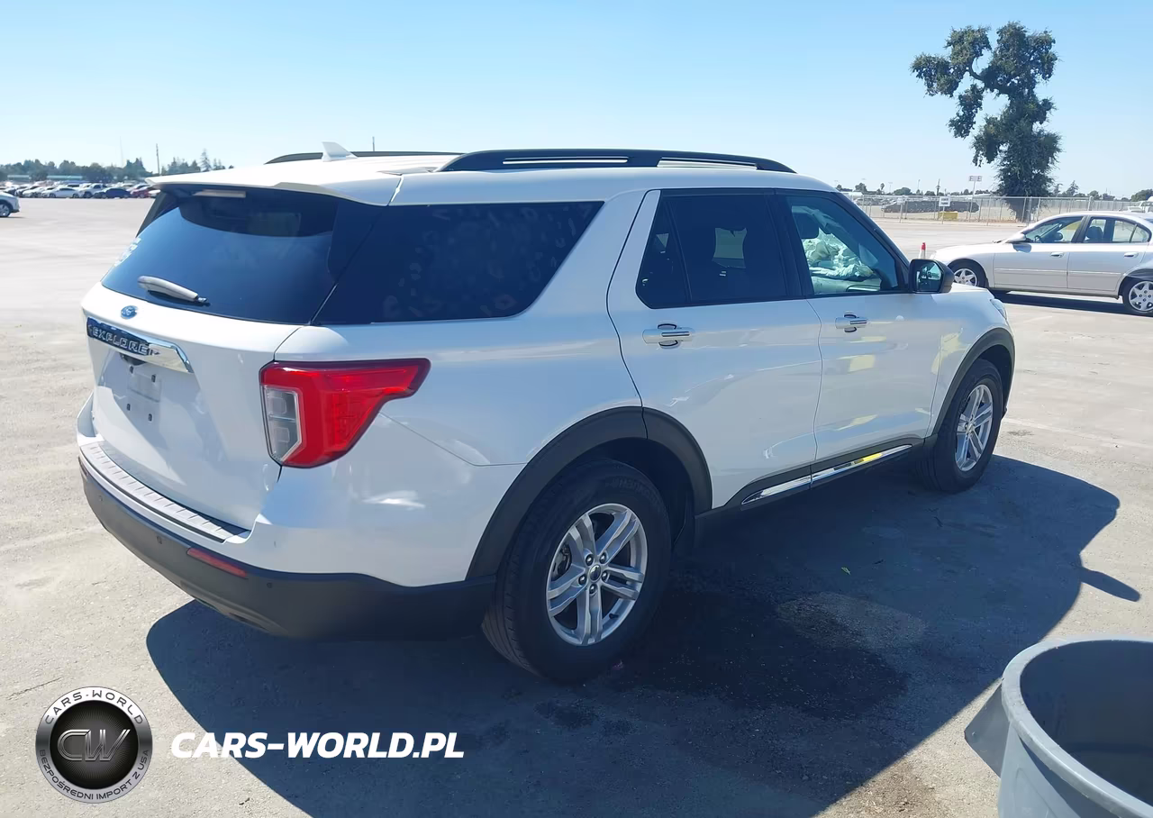 2023 Ford Explorer Xlt VIN:1FMSK7DH2PGC33547 - 4