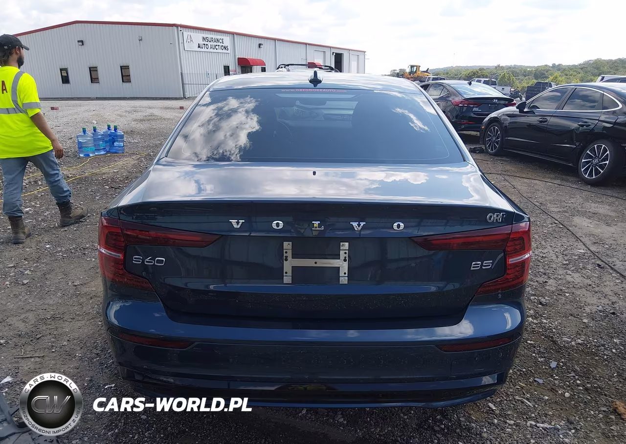 2024 Volvo S60 B5 Plus Dark Theme VIN:7JRL12FL6RG299538 - 17