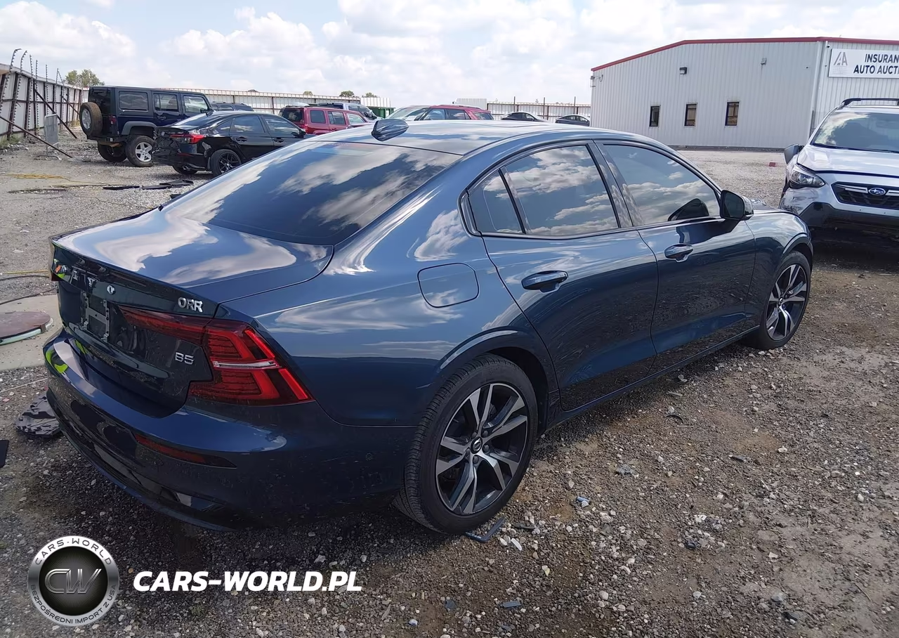 2024 Volvo S60 B5 Plus Dark Theme VIN:7JRL12FL6RG299538 - 4