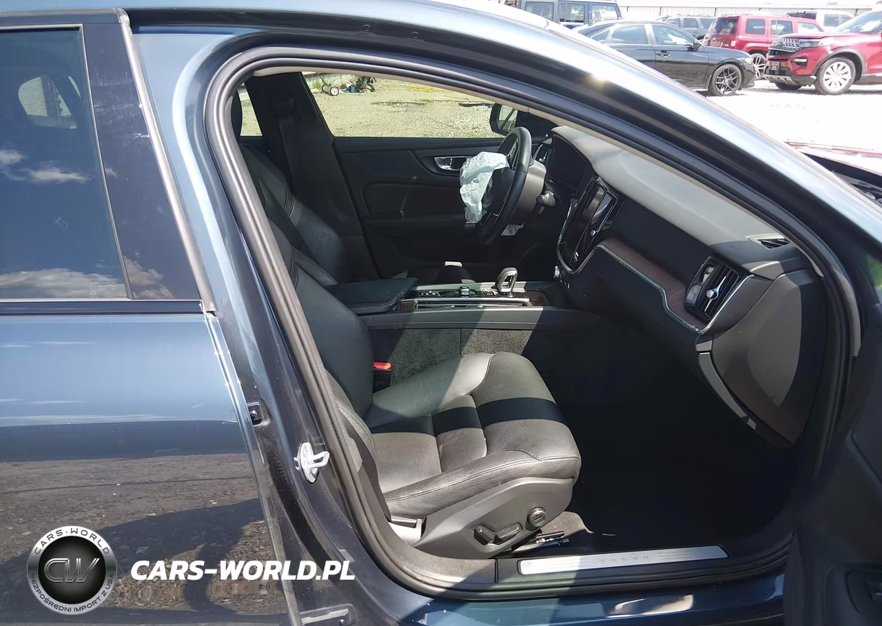 2024 Volvo S60 B5 Plus Dark Theme VIN:7JRL12FL6RG299538 - 5