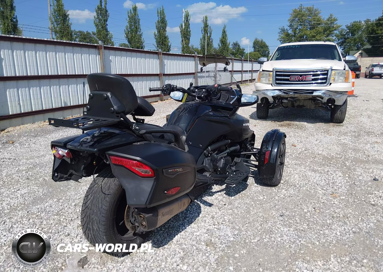 2018 Can-Am Spyder Roadster F3-T-F3 Limited-F3 Limited 10Th Anniversary VIN:2BXREDD20JV001563 - 4