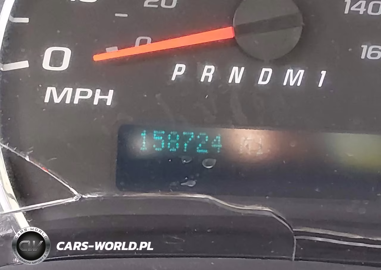 2011 Chevrolet Express Cutaway Diesel VIN:1GB3G2CL2B1127747 - 5