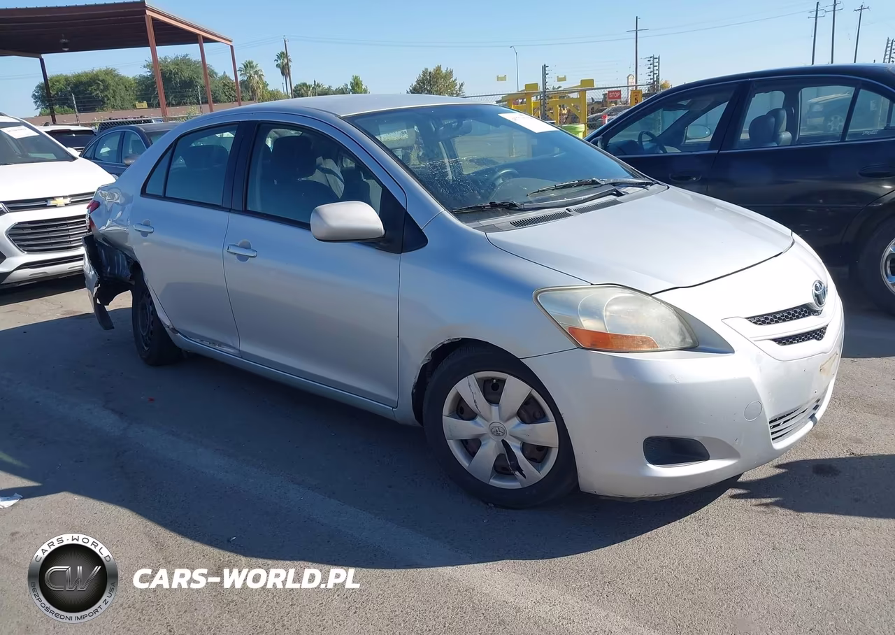 2008 Toyota Yaris – zdjęcie 1 z 13
