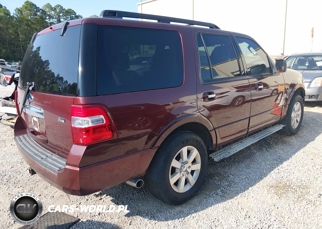 2010 Ford Expedition Limited VIN:1FMJU1K59AEB47232 - 4