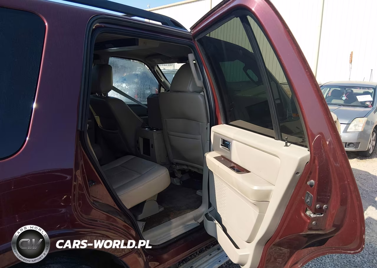2010 Ford Expedition Limited VIN:1FMJU1K59AEB47232 - 8
