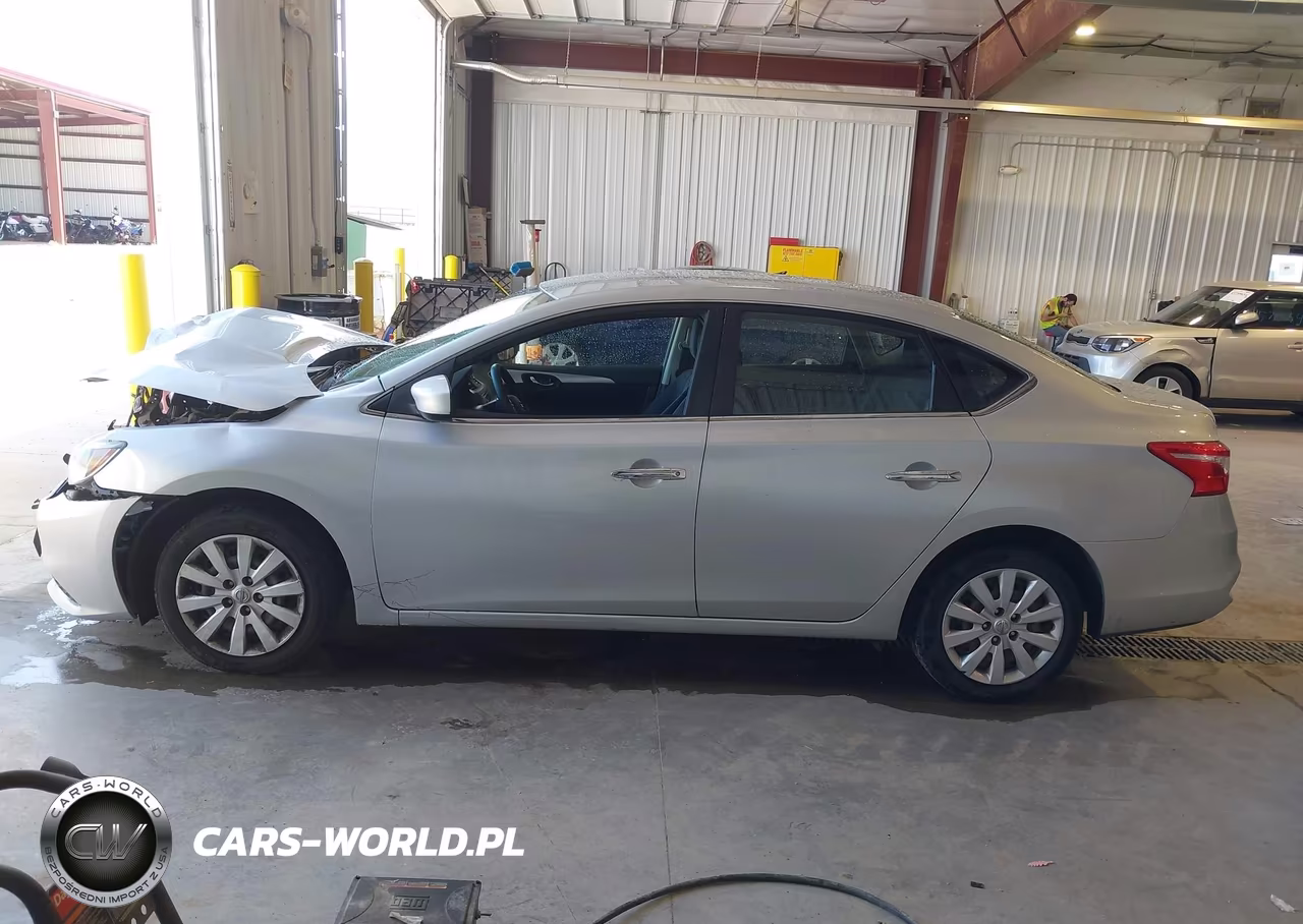 2016 Nissan Sentra S VIN:3N1AB7APXGY268852 - 14