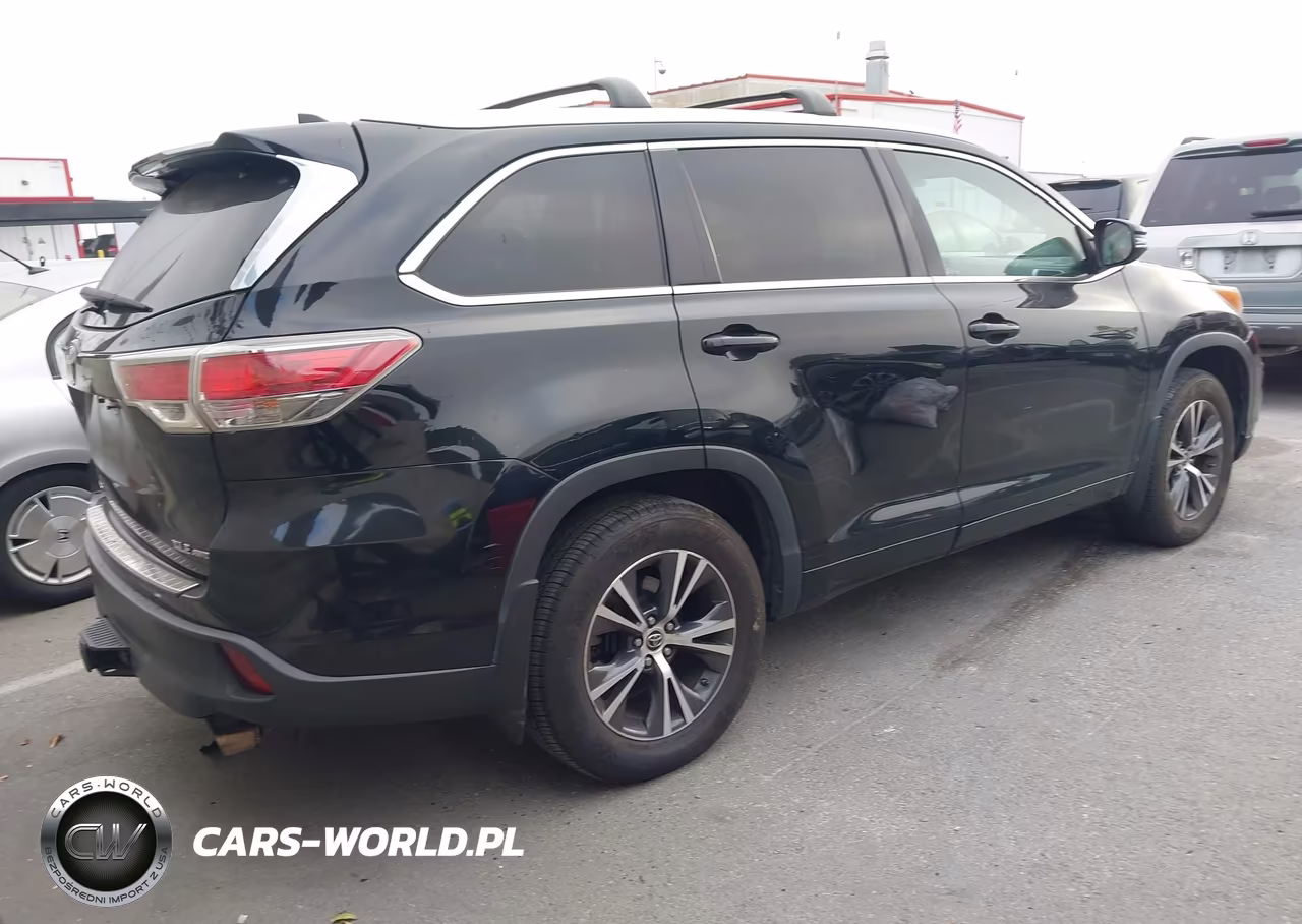 2016 Toyota Highlander Xle V6 VIN:5TDJKRFH4GS274180 - 4