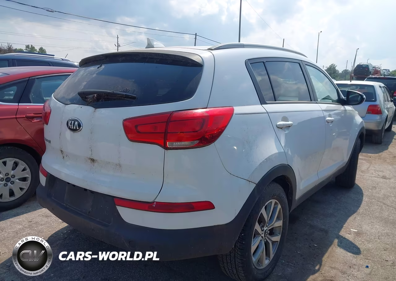2014 Kia Sportage Lx VIN:KNDPB3AC7E7548093 - 4