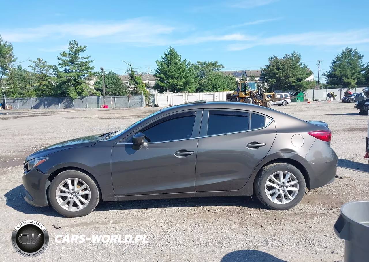 2014 Mazda Mazda3 I Touring VIN:JM1BM1V72E1138424 - 14
