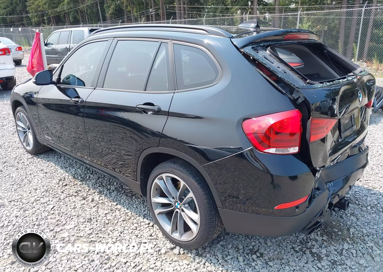 2013 BMW X1 xDrive28I VIN:WBAVL1C56DVR84142 - 3