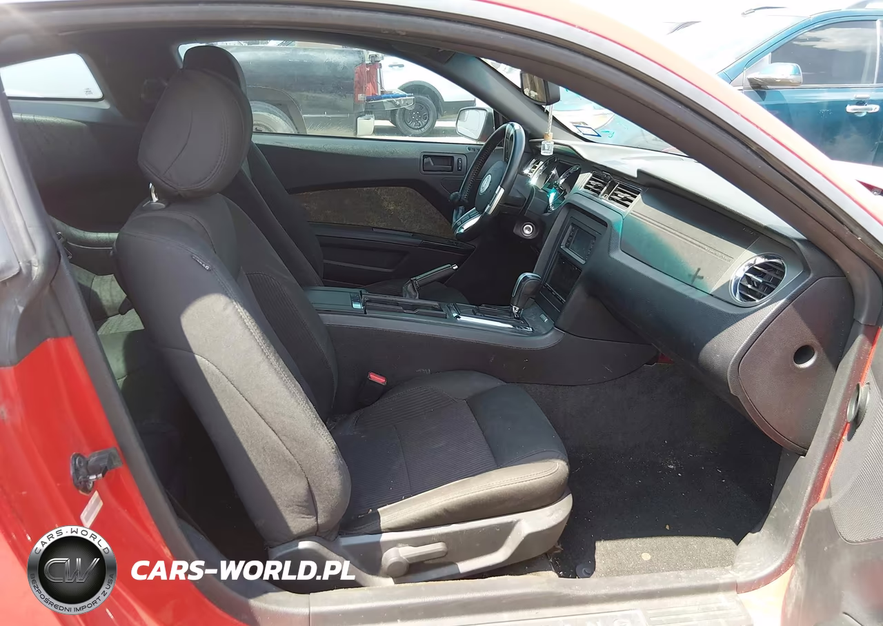 2014 Ford Mustang V6 VIN:1ZVBP8AM3E5249825 - 5