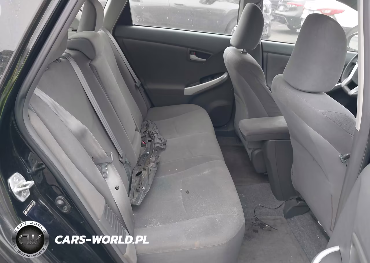 2011 Toyota Prius Two VIN:JTDKN3DUXB1369938 - 8