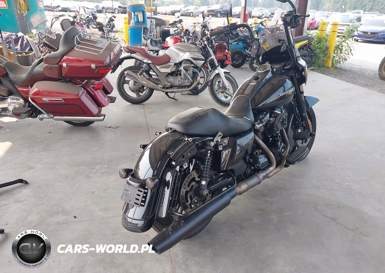 2018 Harley-Davidson Flhrxs VIN:1HD1KVC10JB627608 - 4