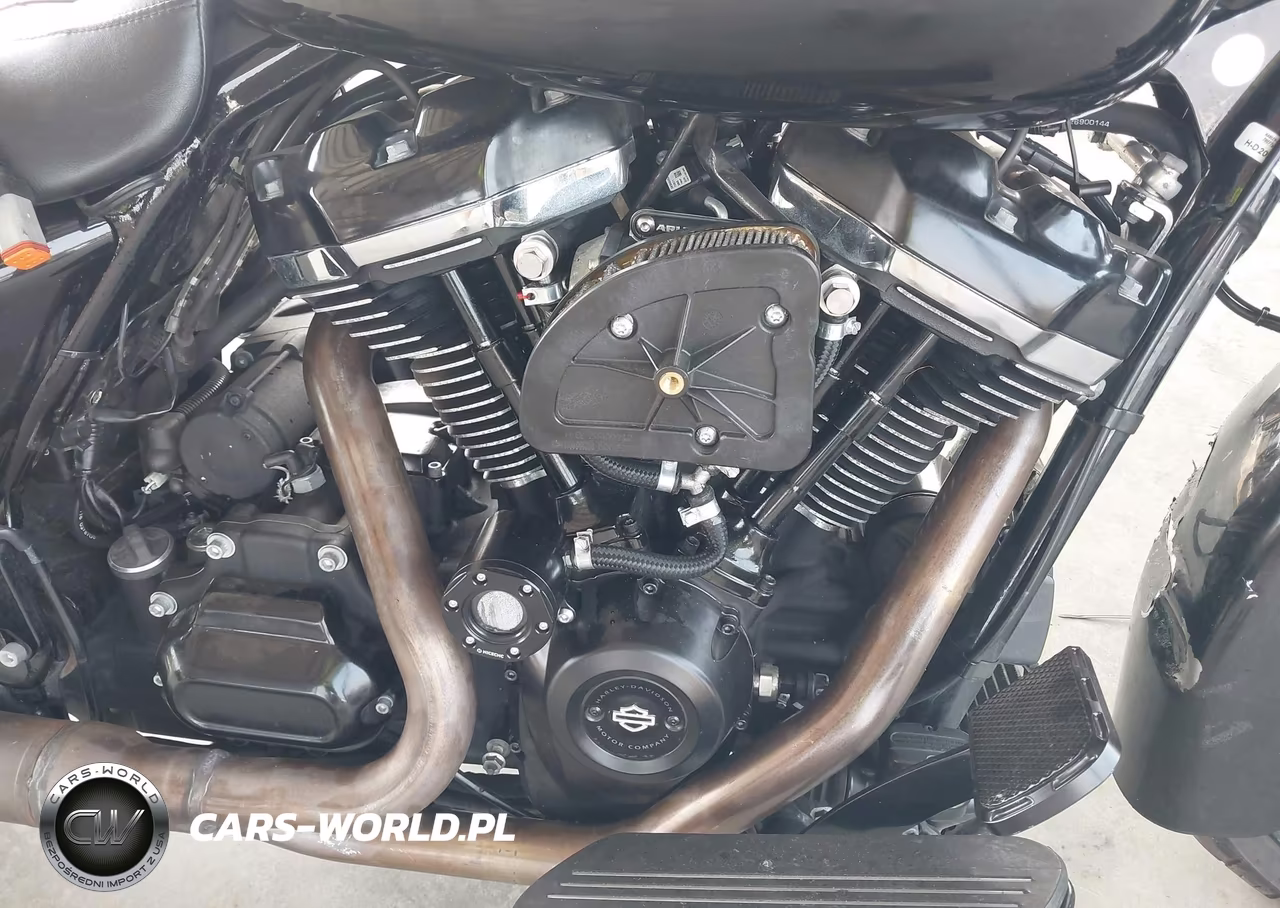 2018 Harley-Davidson Flhrxs VIN:1HD1KVC10JB627608 - 8