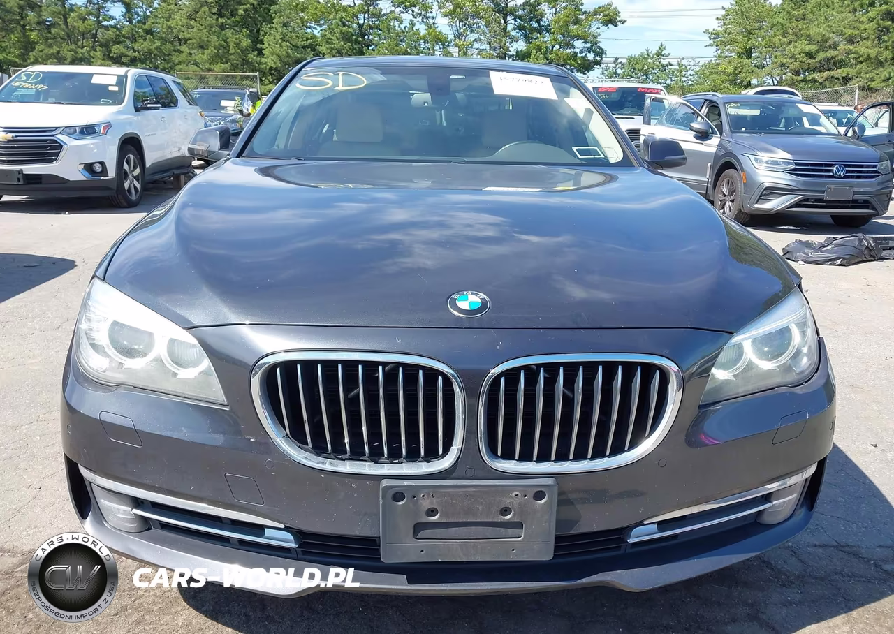 2015 BMW 740I VIN:WBAYA6C55FGK16479 - 12