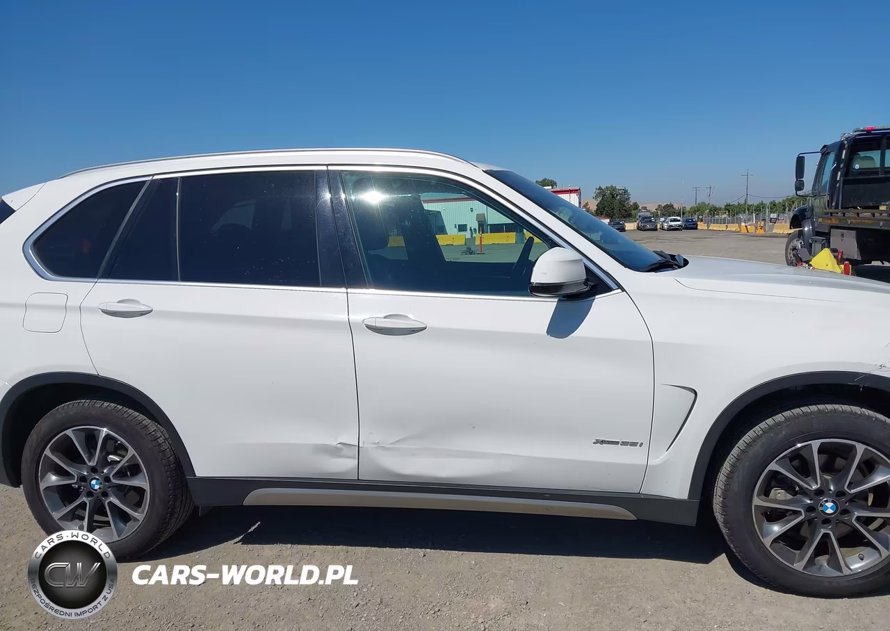 2018 BMW X5 xDrive35I VIN:5UXKR0C58J0Y00146 - 13