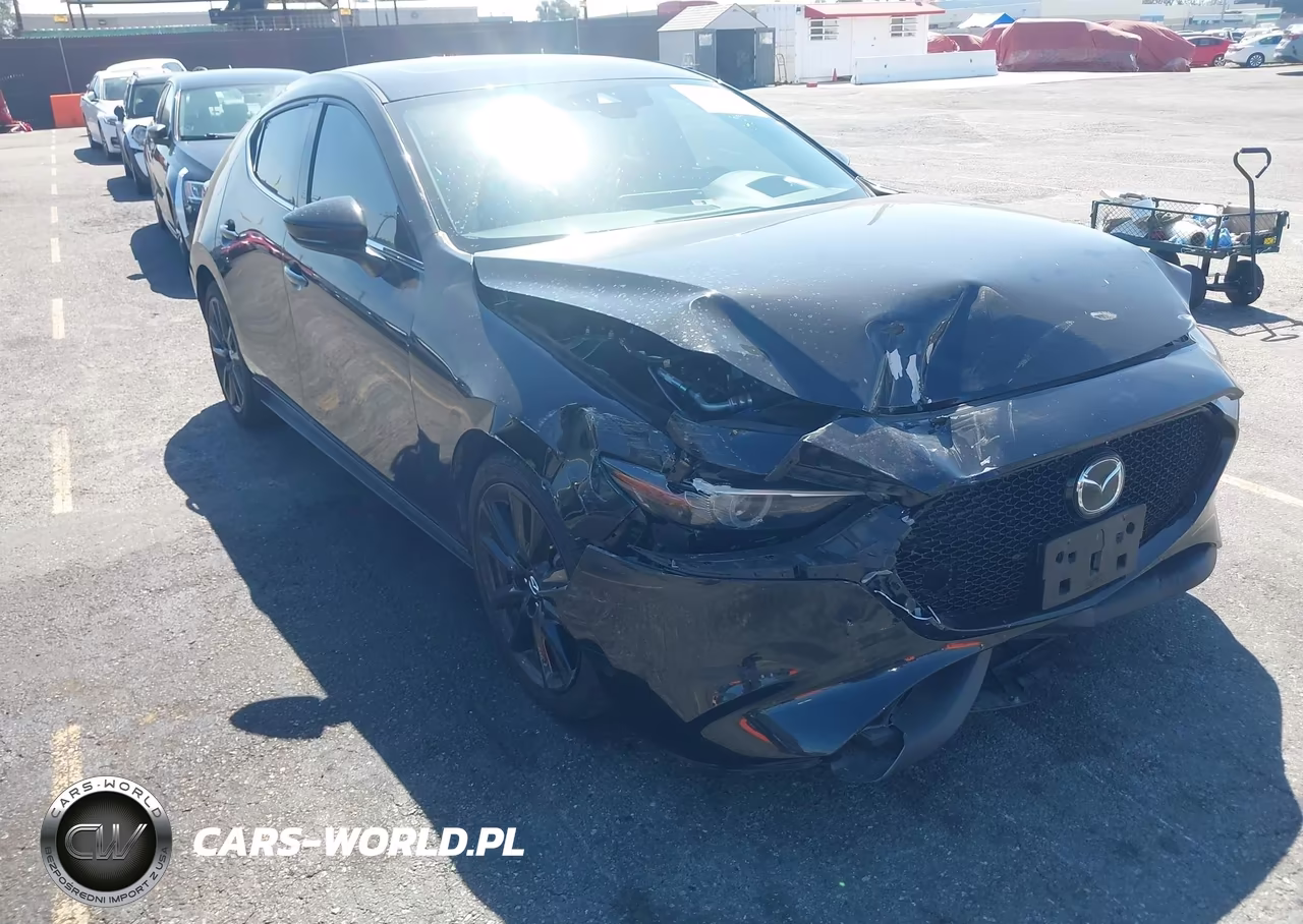 2021 Mazda Mazda3 Premium – zdjęcie 1 z 17