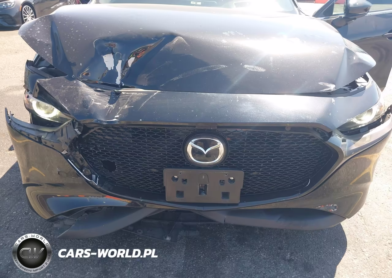 2021 Mazda Mazda3 Premium VIN:JM1BPAML3M1346719 - 6