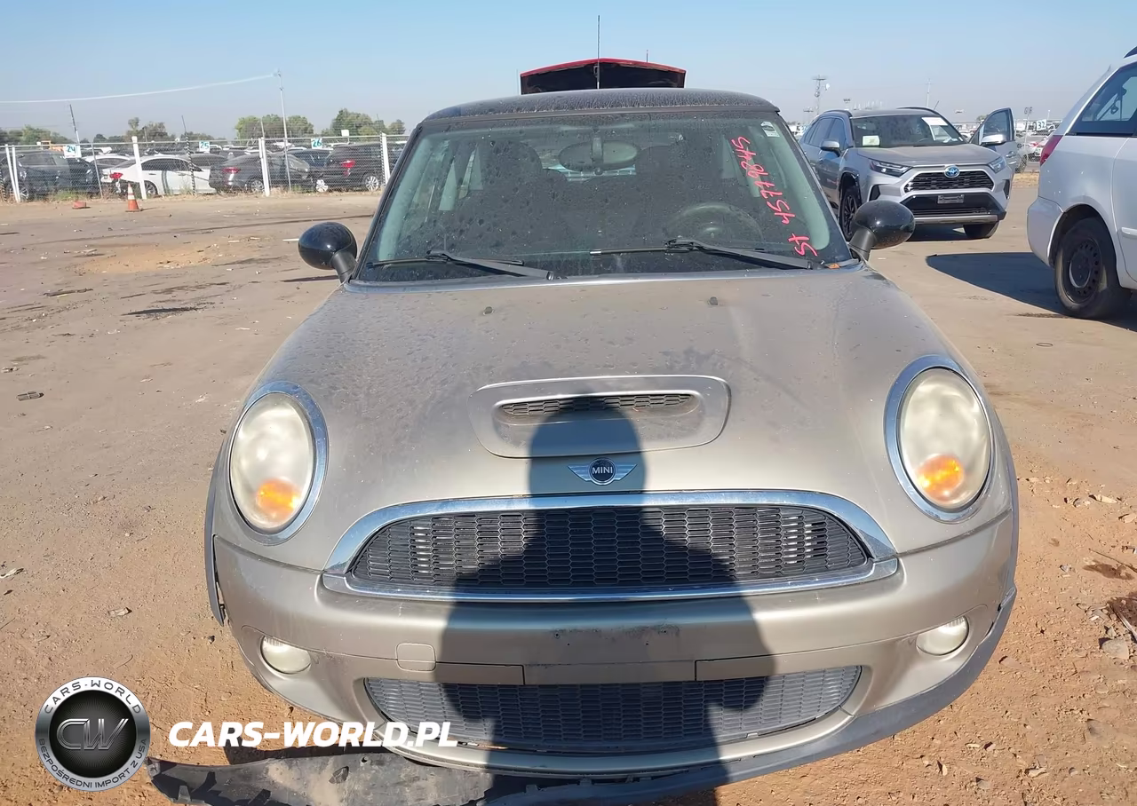 2010 Mini Cooper S VIN:WMWMF7C59ATZ72662 - 6