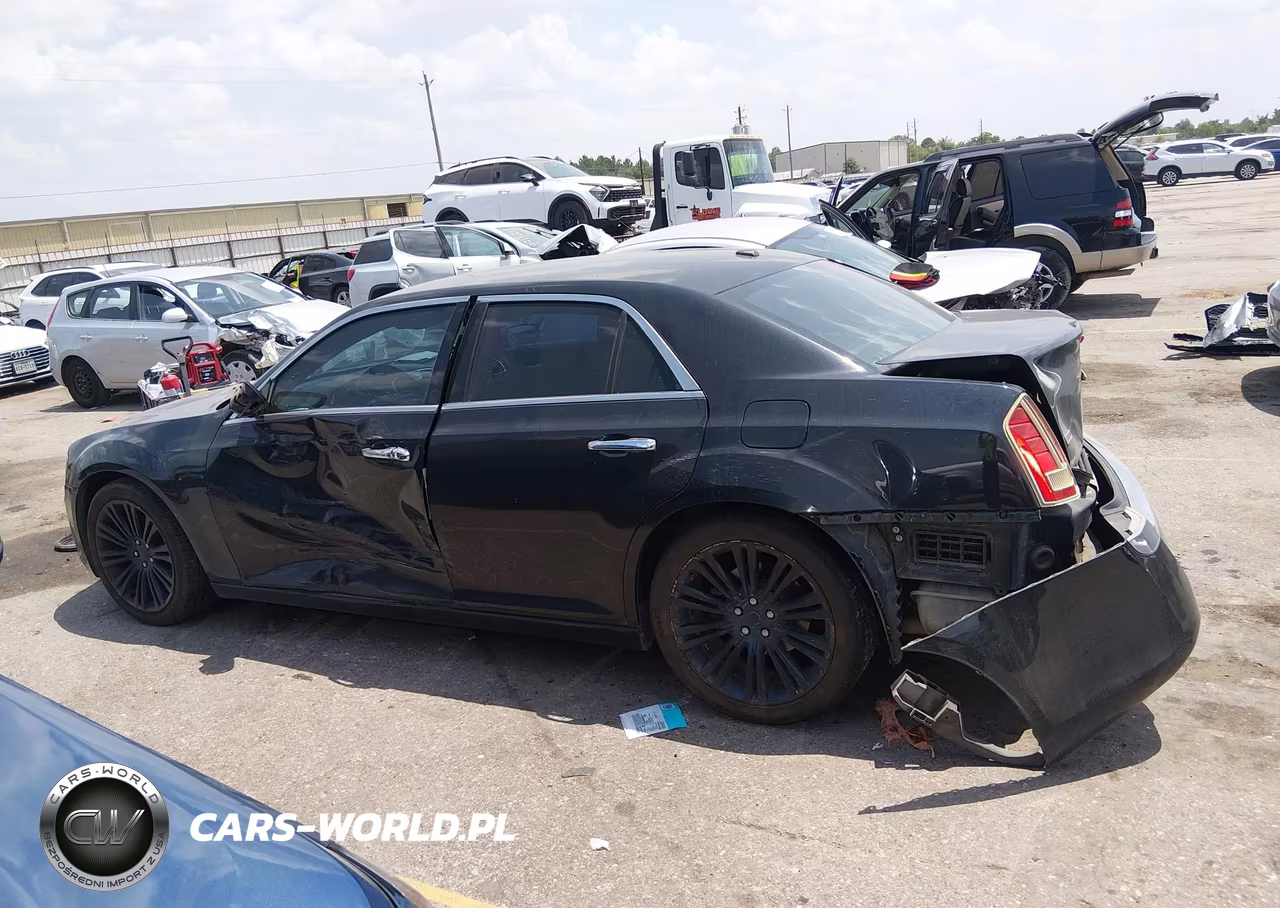 2014 Chrysler 300C VIN:2C3CCAET7EH182753 - 14