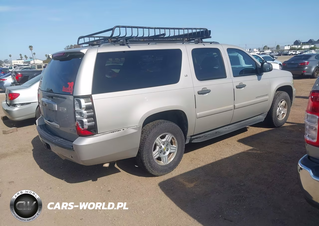 2008 Chevrolet Suburban 1500 Ls VIN:1GNFC16028J218579 - 4