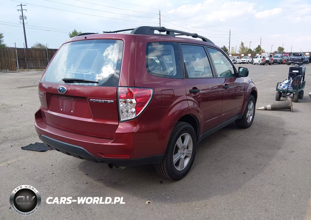 2011 Subaru Forester 2.5X VIN:JF2SHBBC7BH752370 - 4