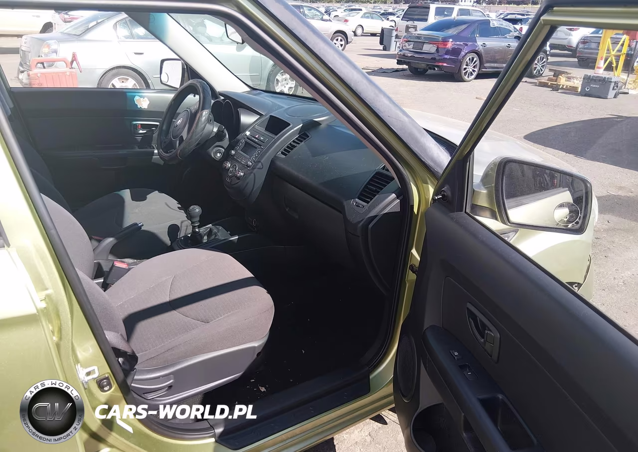 2013 Kia Soul VIN:KNDJT2A53D7617245 - 5