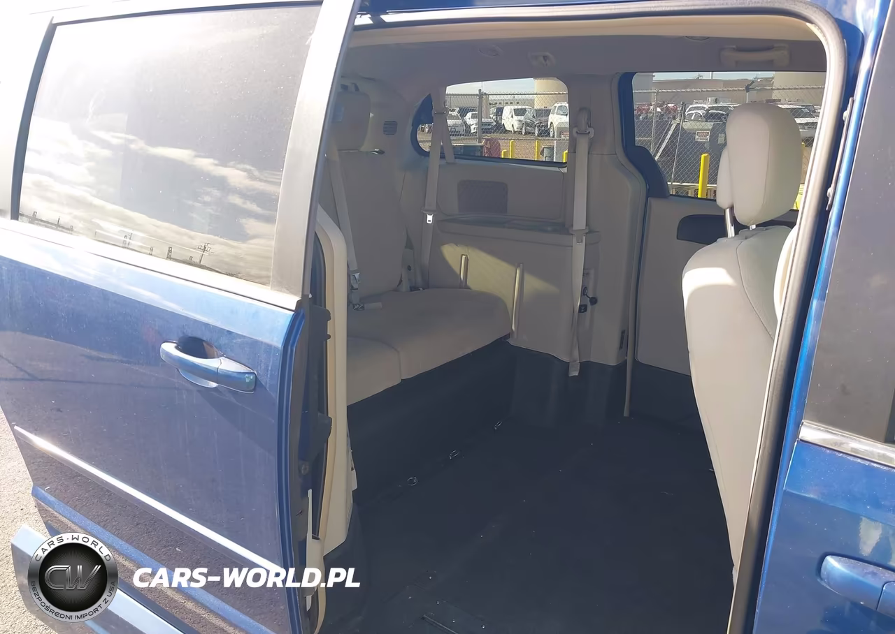 2011 Dodge Grand Caravan Crew VIN:2D4RN5DGXBR770697 - 8
