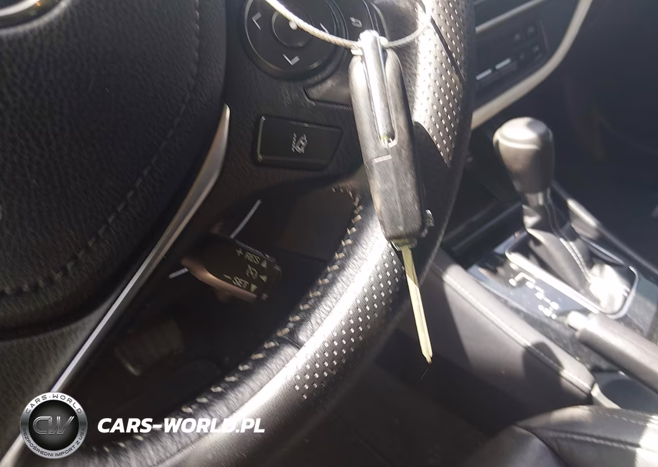 2018 Toyota Corolla Im VIN:JTNKARJE8JJ562093 - 11