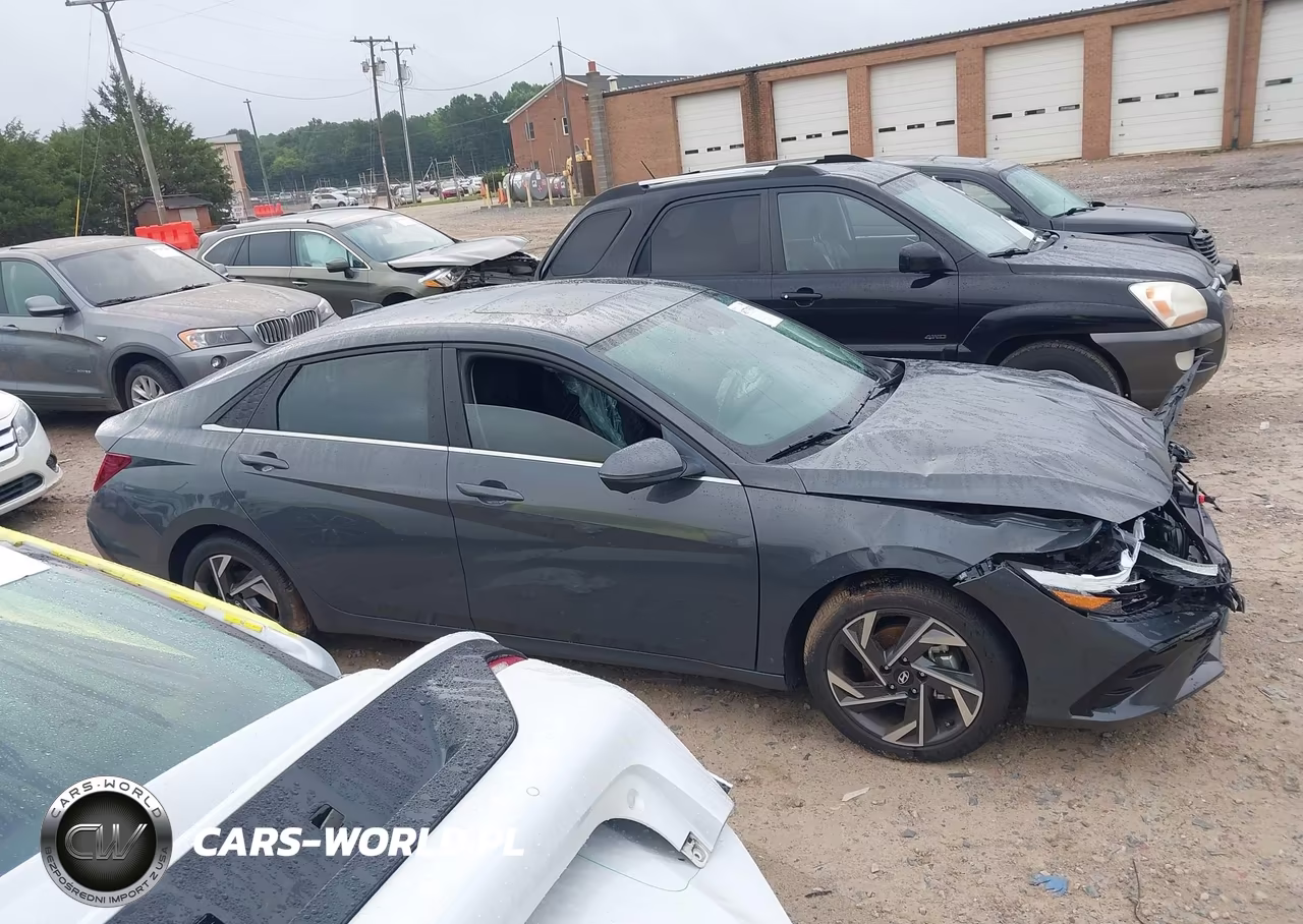 2024 Hyundai Elantra Limited VIN:KMHLP4DG7RU668970 - 13