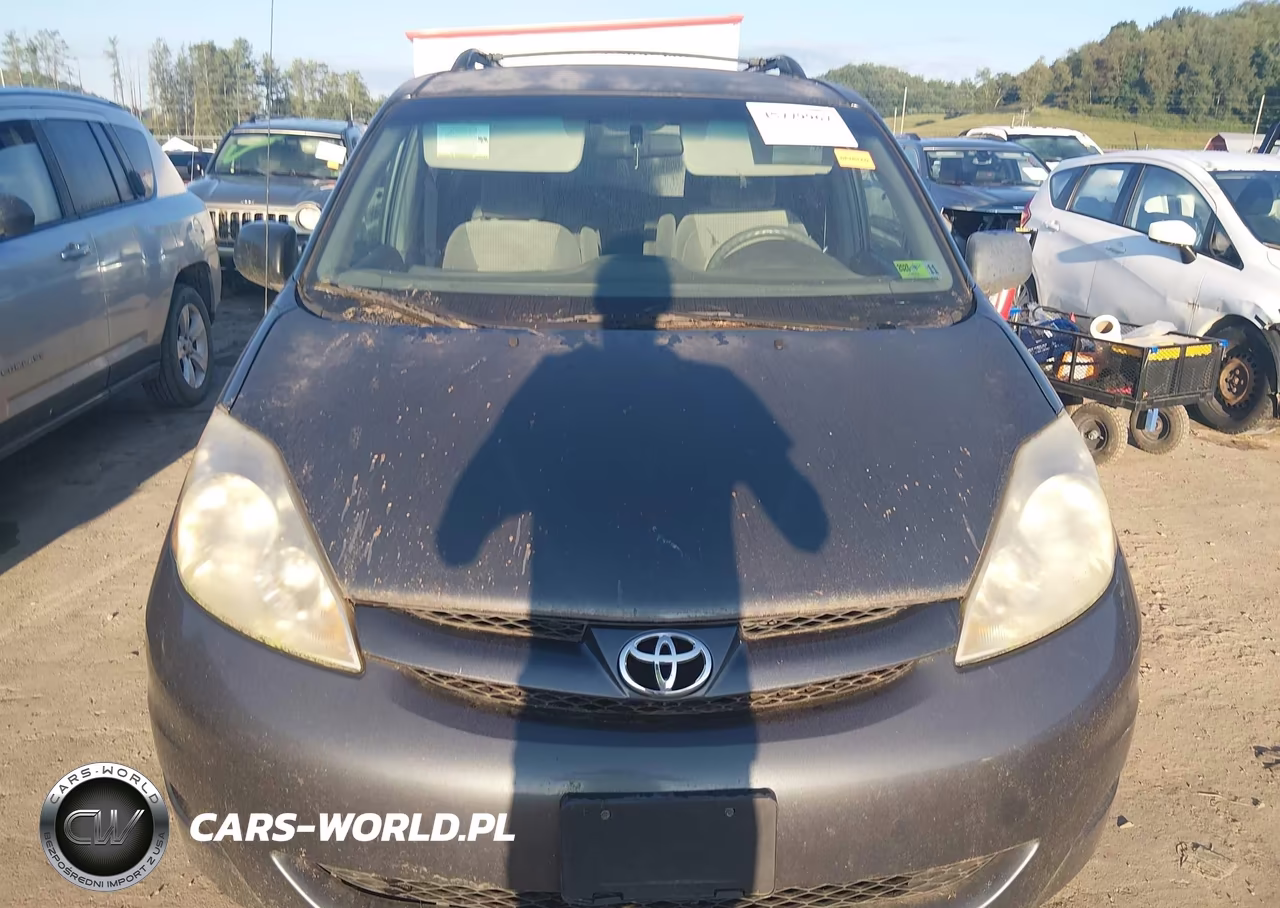 2010 Toyota Sienna Ce-Le VIN:5TDKK4CC4ASZ93688 - 12