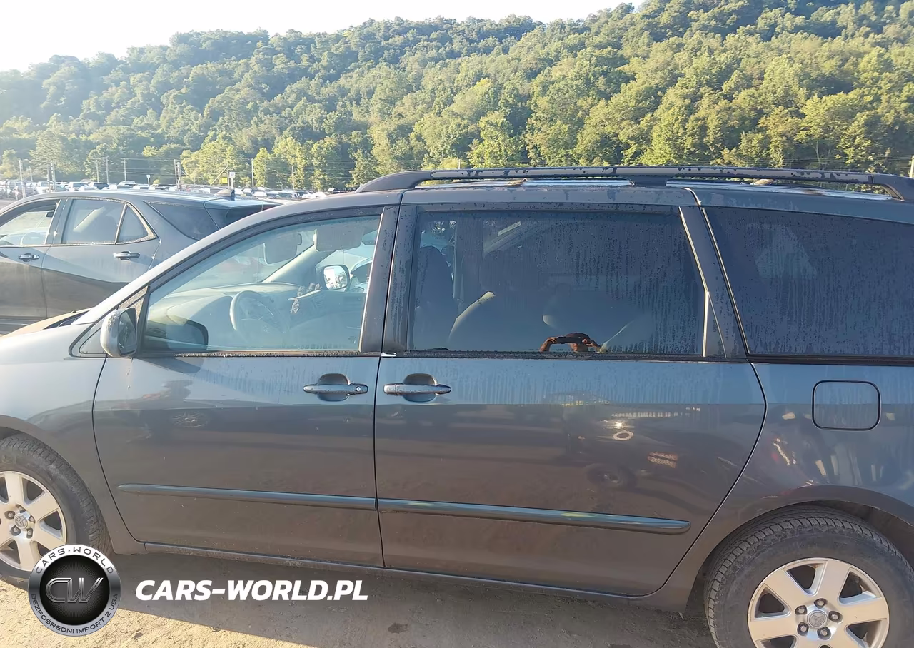 2010 Toyota Sienna Ce-Le VIN:5TDKK4CC4ASZ93688 - 14