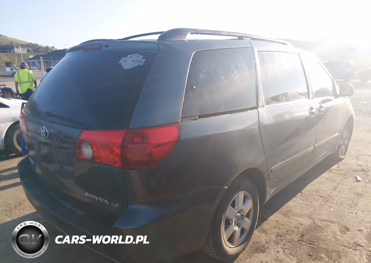 2010 Toyota Sienna Ce-Le VIN:5TDKK4CC4ASZ93688 - 4