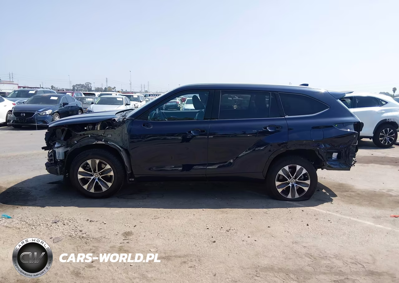 2022 Toyota Highlander Xle VIN:5TDGZRBH2NS197351 - 15
