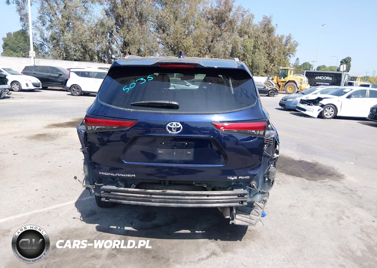 2022 Toyota Highlander Xle VIN:5TDGZRBH2NS197351 - 17