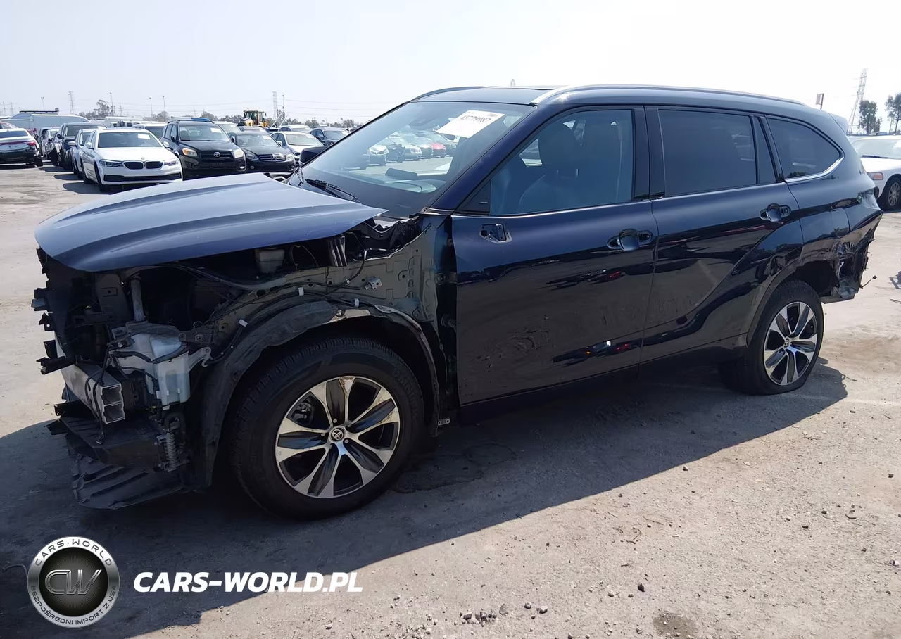 2022 Toyota Highlander Xle VIN:5TDGZRBH2NS197351 - 2