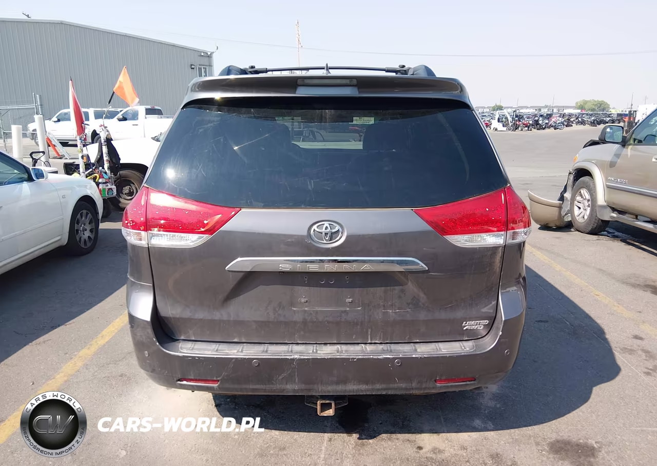 2013 Toyota Sienna Limited 7 Passenger VIN:5TDDK3DC5DS062448 - 17
