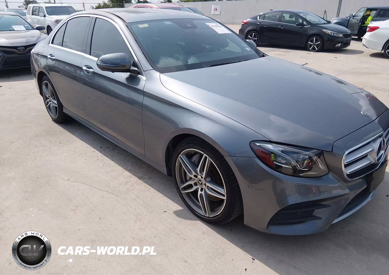 2019 Mercedes-Benz E 300