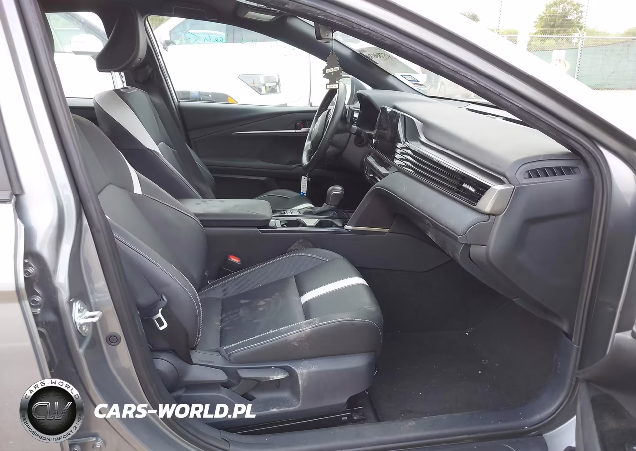 2025 Toyota Camry Se VIN:4T1DAACK5SU521398 - 5