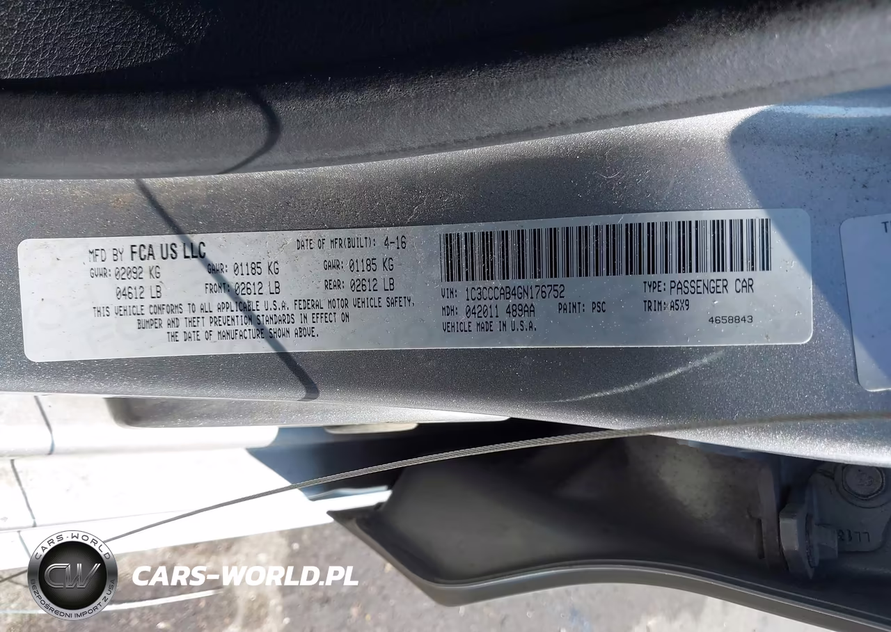 2016 Chrysler 200 Limited VIN:1C3CCCAB4GN176752 - 9