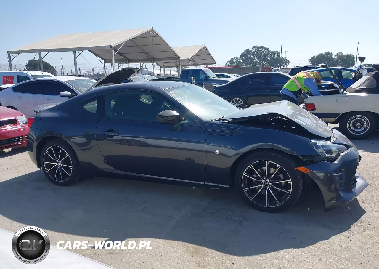 2017 Toyota 86 VIN:JF1ZNAA19H8705937 - 13