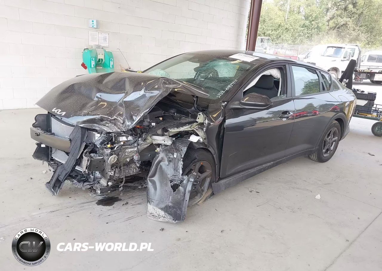 2026 Kia K4 Lxs VIN:3KPFT4DEXTE353159 - 2